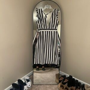 Black and White Striped Plunge Neck Midi Sundress slight tear back seam photo
